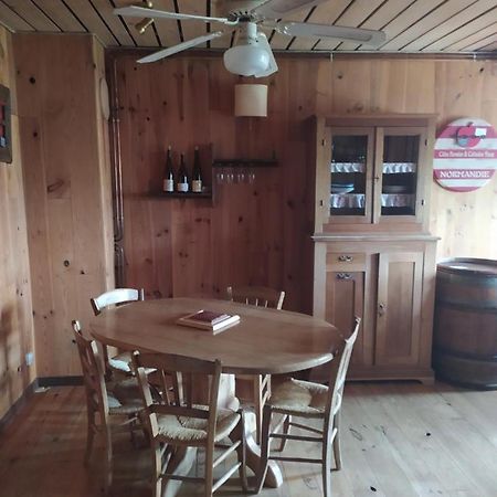 Hotel Le Saloon Chazey-sur-Ain Exterior foto